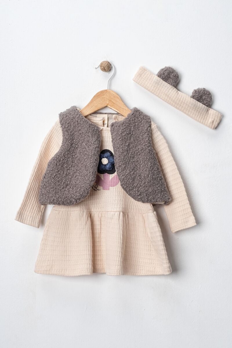 Çiçek Detaylı Yelekli ve Taçlı Elbise