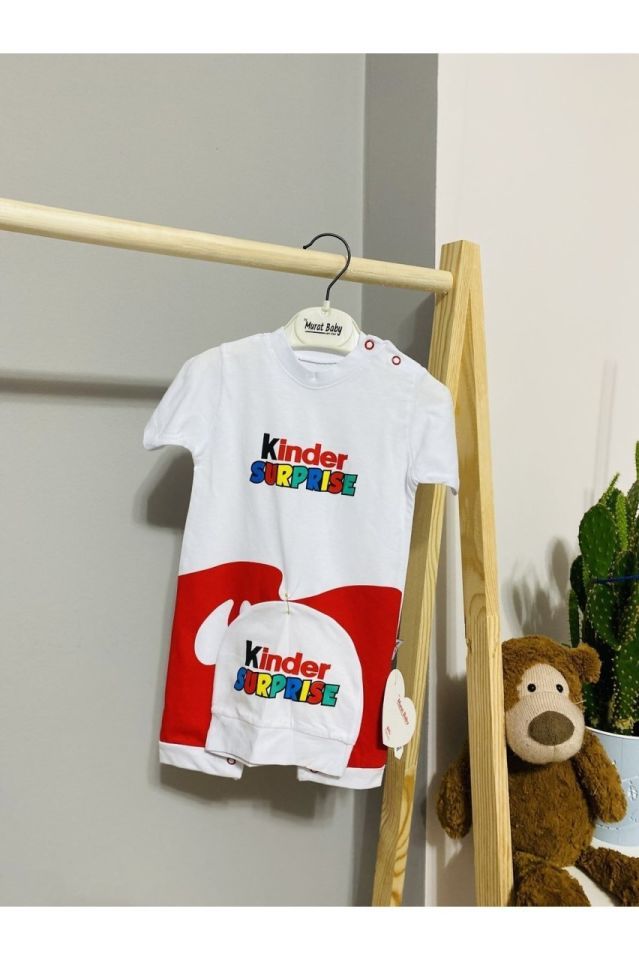 Şapkalı Kinder Surprise Baskılı Kısa Kollu Bebek Tulum 9-12